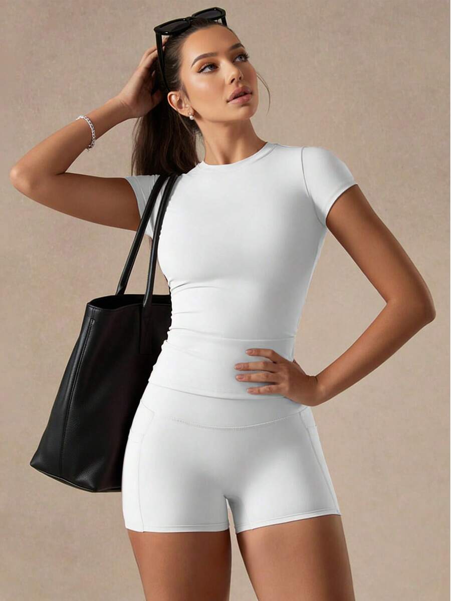 Conjunto Camiseta e Short Ciclista Cintura Alta