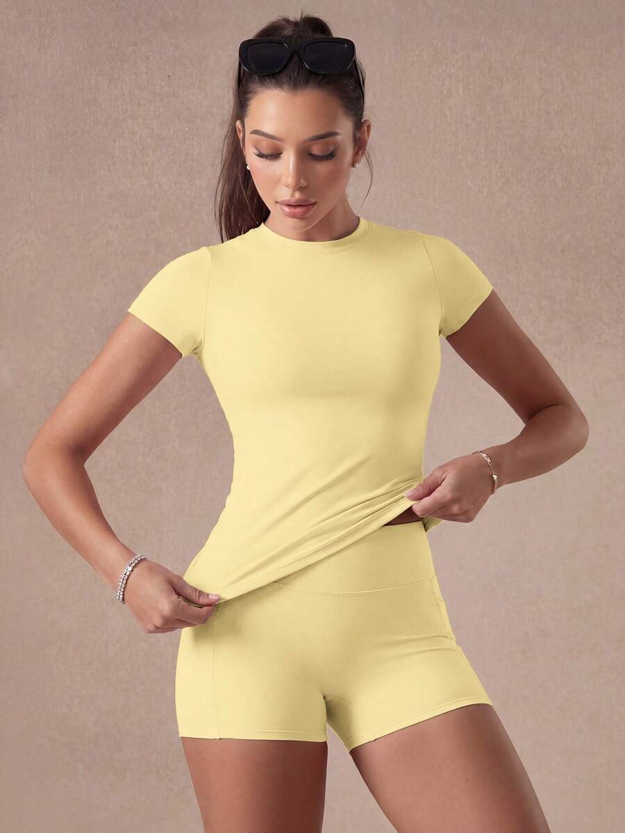 Conjunto Camiseta e Short Ciclista Cintura Alta