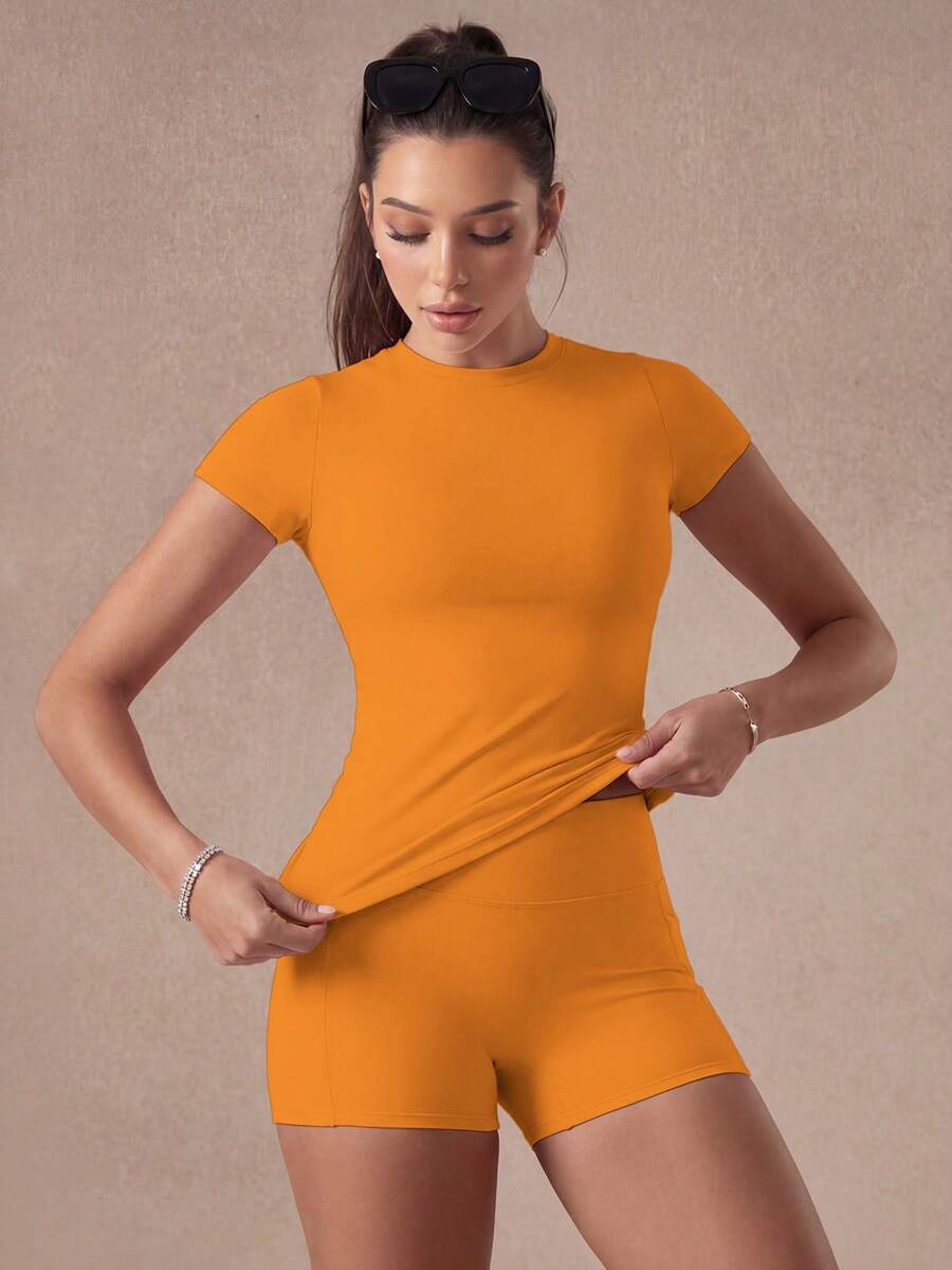 Conjunto Camiseta e Short Ciclista Cintura Alta