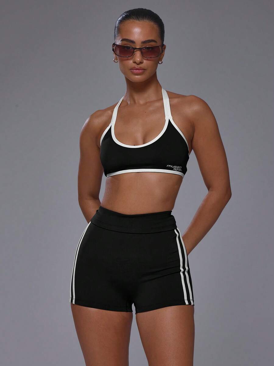 Top Esportivo Decote Barco Costas Abertas