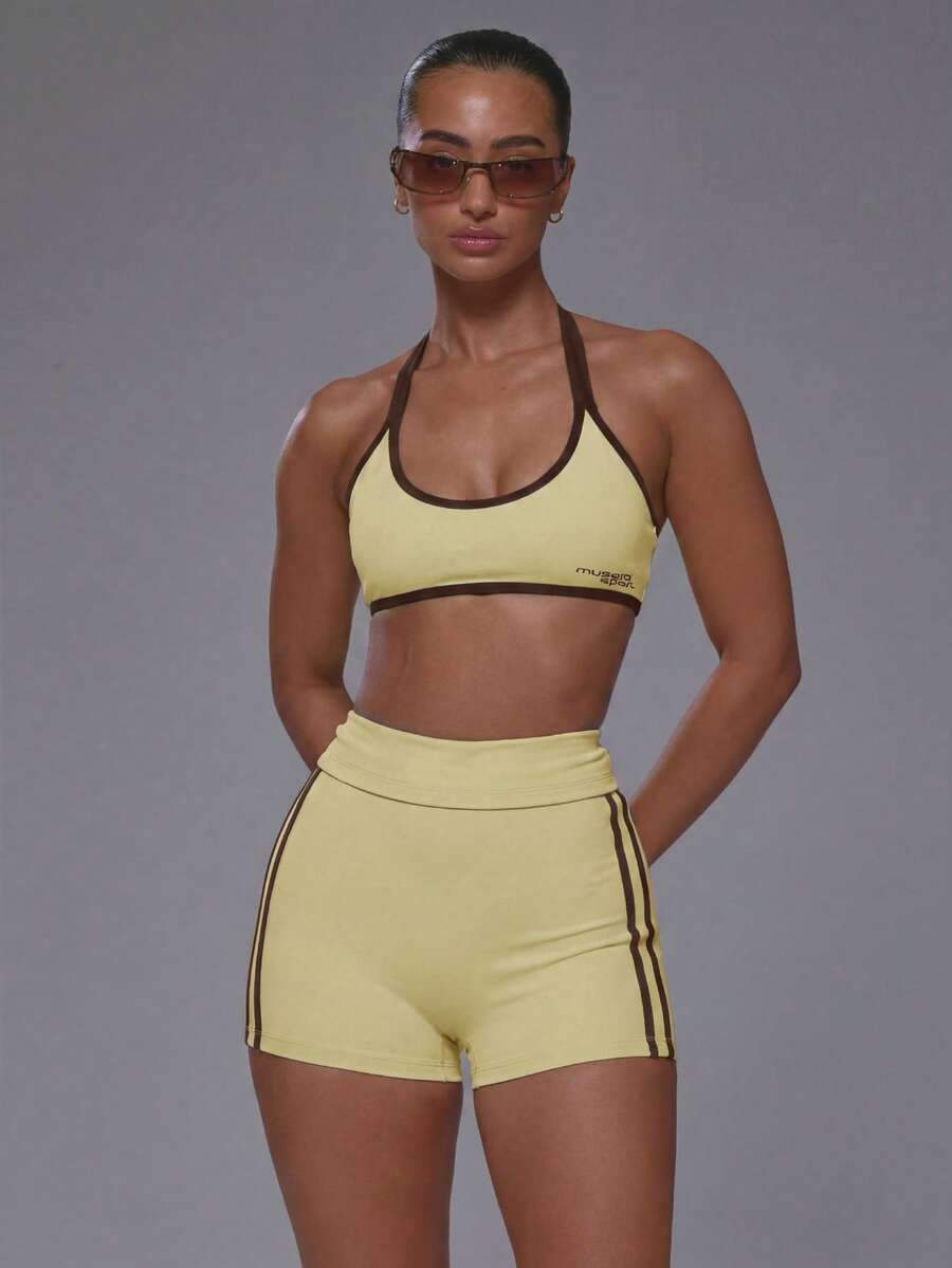 Top Esportivo Decote Barco Costas Abertas