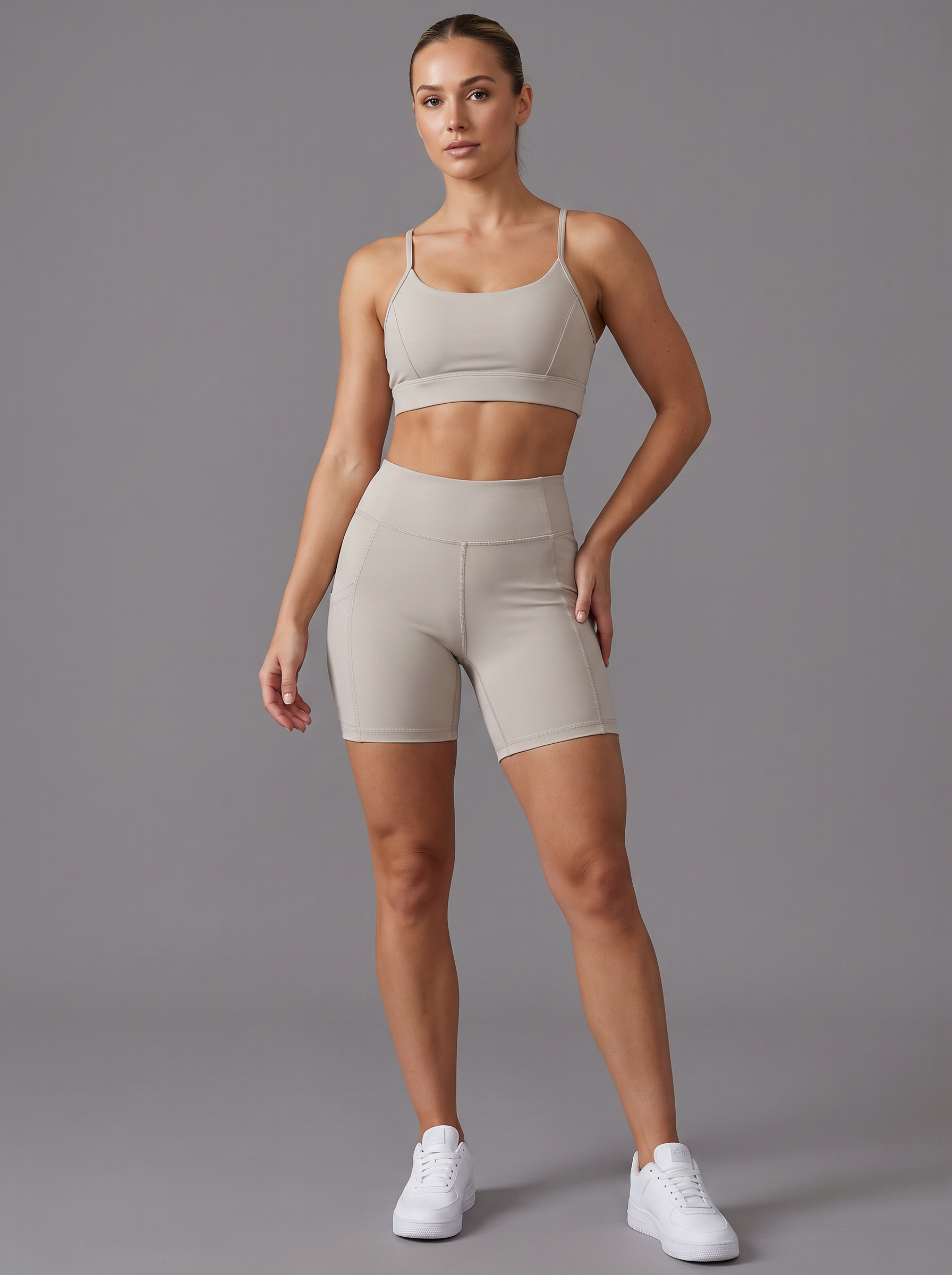 Conjunto Verão Shorts com Bolso e Top